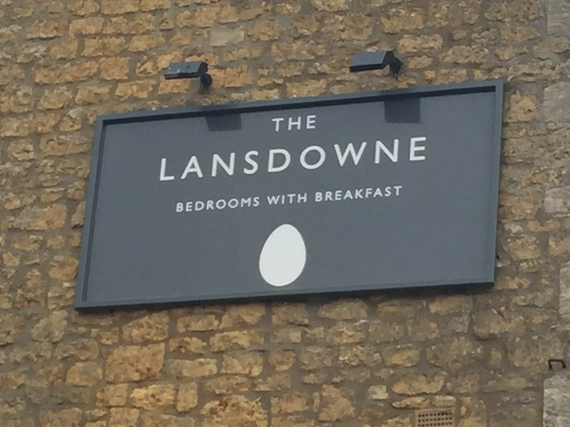 เดอะ แลนส์ดาวน์ เกสต์เฮาส์ Bourton-on-the-Water ภายนอก รูปภาพ The Lansdowne